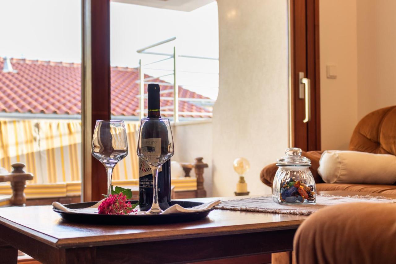 Apartments Summer Touch Петрчане Экстерьер фото