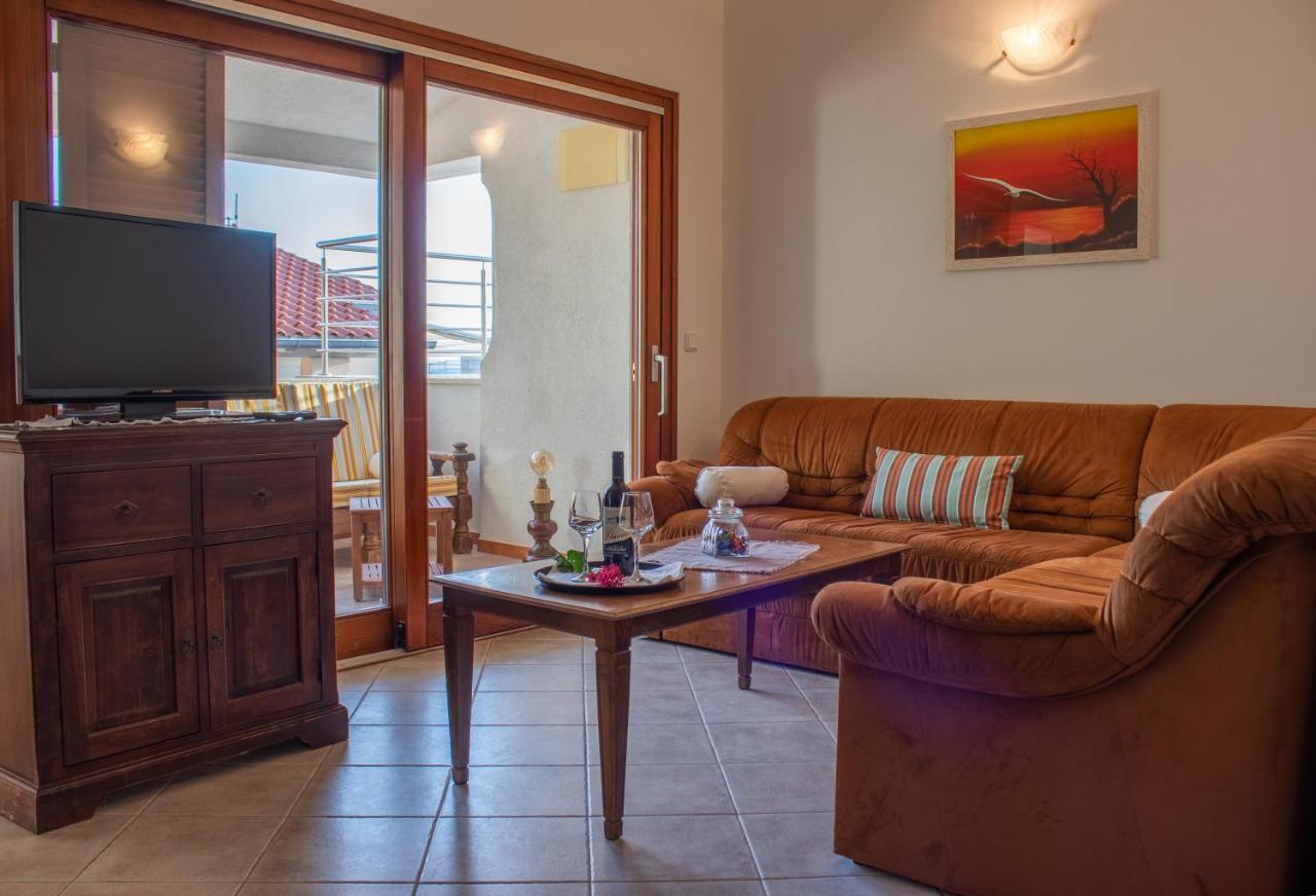 Apartments Summer Touch Петрчане Экстерьер фото